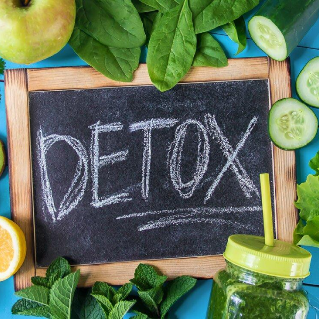 DETOX LÀ GÌ? TẠI SAO BẠN CẦN DETOX THẢI ĐỘC CƠ THỂ?